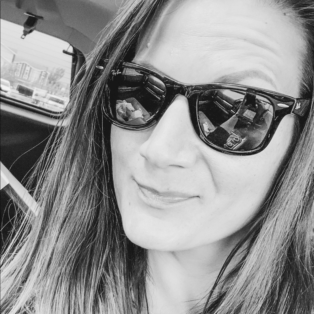 Meet your Posher, Kimberly